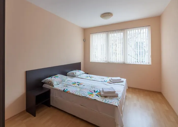 Panorama Kabakum - Free Parking Apartment Golden Sands