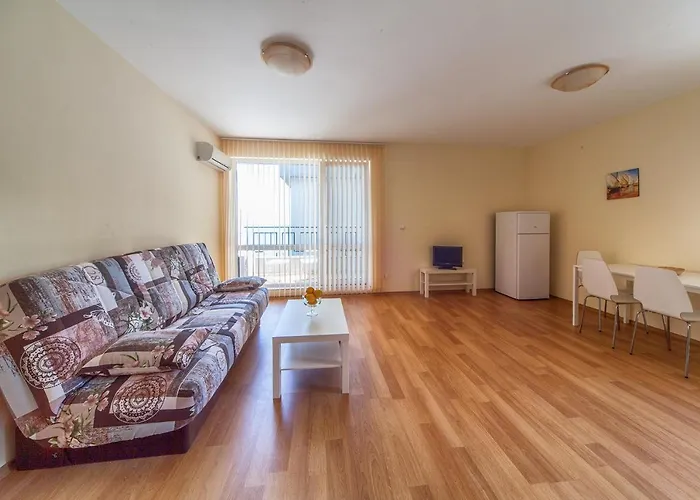 Panorama Kabakum - Free Parking Apartment Golden Sands